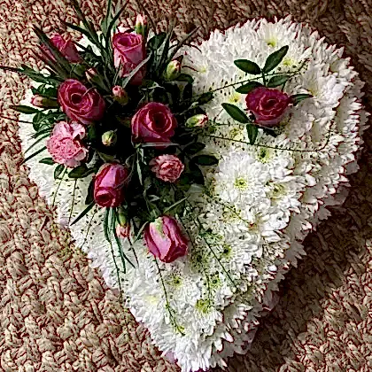 White Heart Funeral Tribute uk