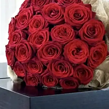 Buy Naomi luxury 50 red roses bouquet Flower Delivery UK
