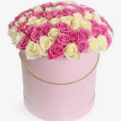 Next Day Delivery Fresh Pink and White Roses Hat Bouquet Box For Gift