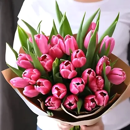 Cerise Pink Tulips Bouquet Mother's Day Flowers UK - Fresh, Vibrant Tulips for Your Loved One